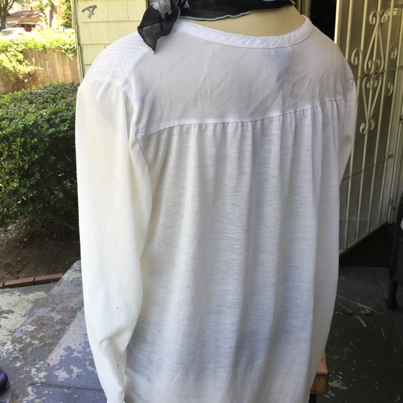 FREE ITEM W/PURCHASE Basic White Peasant Shirt - Picture 5 of 6